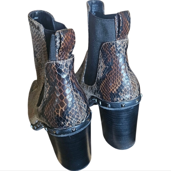 Charles David Studded Python Embossed Pointed Toe Chelsea Booties 7.5 - Picture 4 of 5